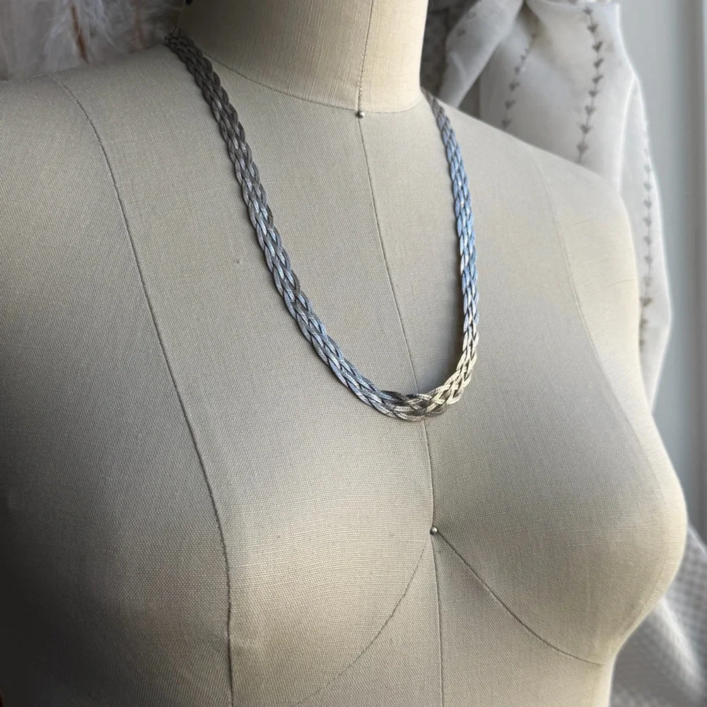 ISC ITALY 925 |Vintage| Sterling Silver Lightweight Braided Herringbone Necklace - Picture 13 of 14